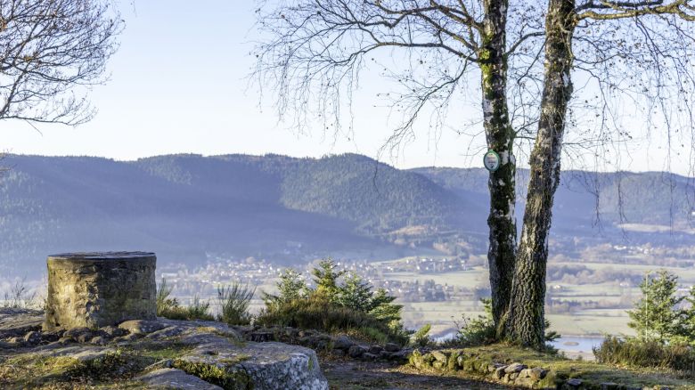 Le camp celtique de la Bure culmine à 580 mètres sur les hauteurs de Saint-Dié-des-Vosges. / © Office de tourisme de Saint-Dié