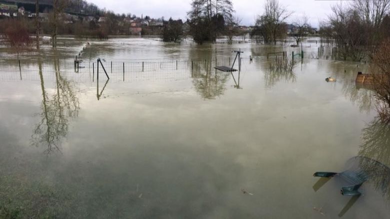 Les caprices d'un fleuve, la Meuse, quand elle sort de son lit, dans les méandres de la vallée. Crue de Janvier 2018 / © Daniel Samulczyk / France Télévisions