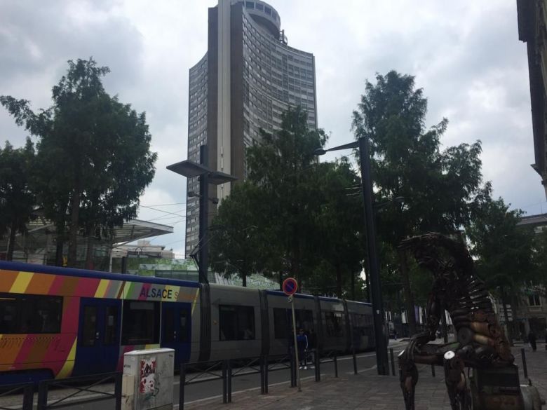 La Tour de l'Europe est l'un des symboles de la ville de Mulhouse / © Stéphanie Mallauran