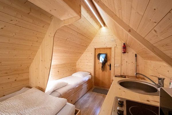 A l'intérieur de la cabane Troll