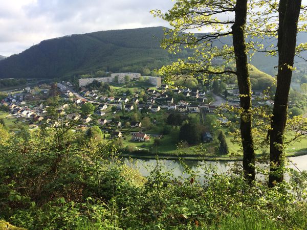 La vallée de la Meuse à Revin dans les Ardennes