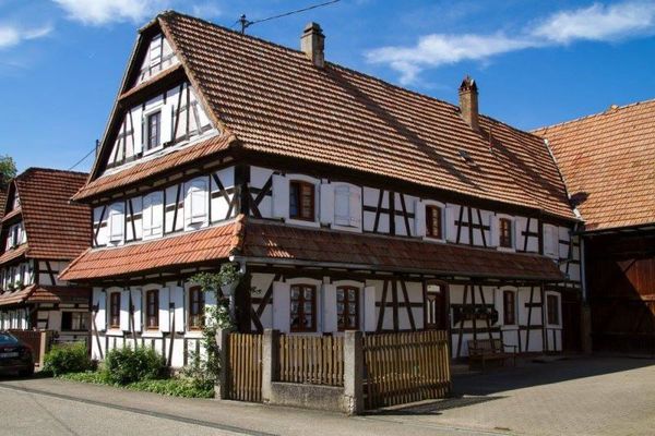 Les façades blanches du village sont très appréciées des visiteurs