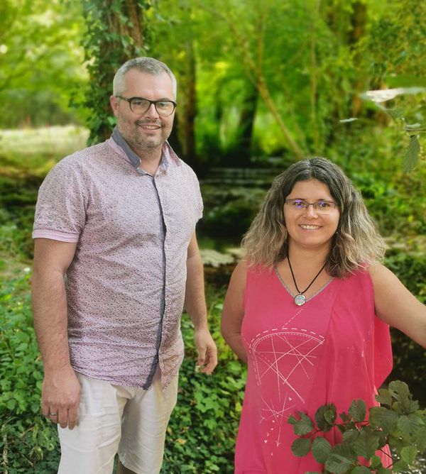 Christelle et Jérôme sont tombés amoureux de ce site. Ils sont tout de suite imaginé y installer des hébergements insolites.