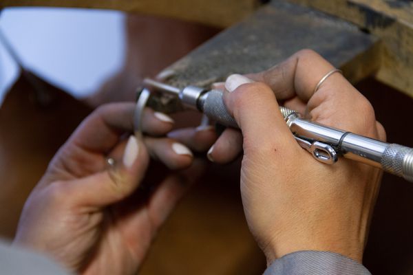 La fierté pour Sarah, c'est de voir repartir ses visiteurs avec un objet unique qu'ils auront eux-mêmes fabriqués.