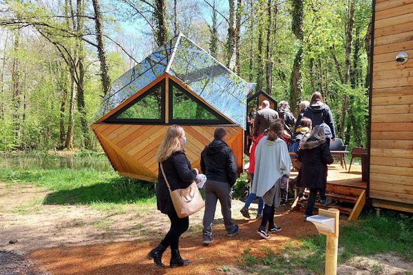 Pour être bien formé, les visites de terrain sont indispensables. Ici, au Domaine du Moulin de Trimeule (Haute-Marne).
